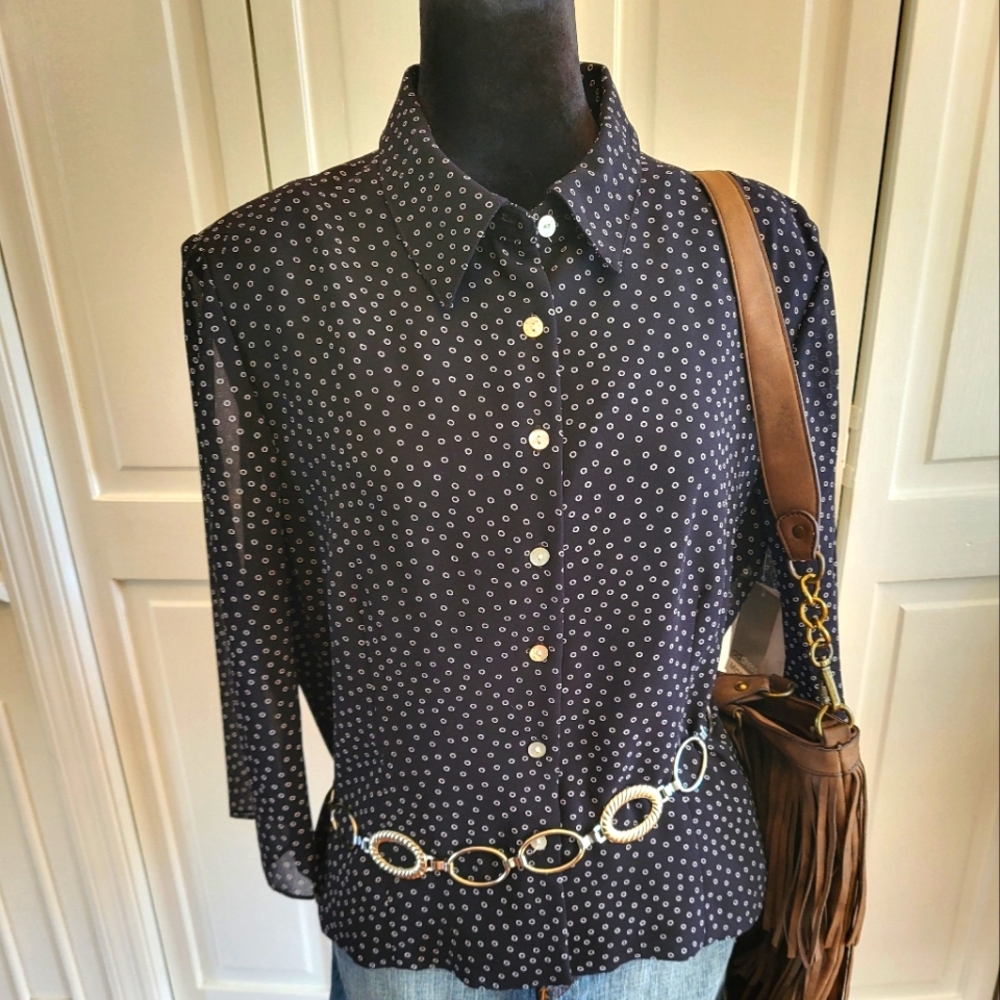 4/$19 Chic Navy Polka Dot Blouse New With Tags size 14 Tailored